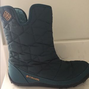 Columbia slip on winter snow boots